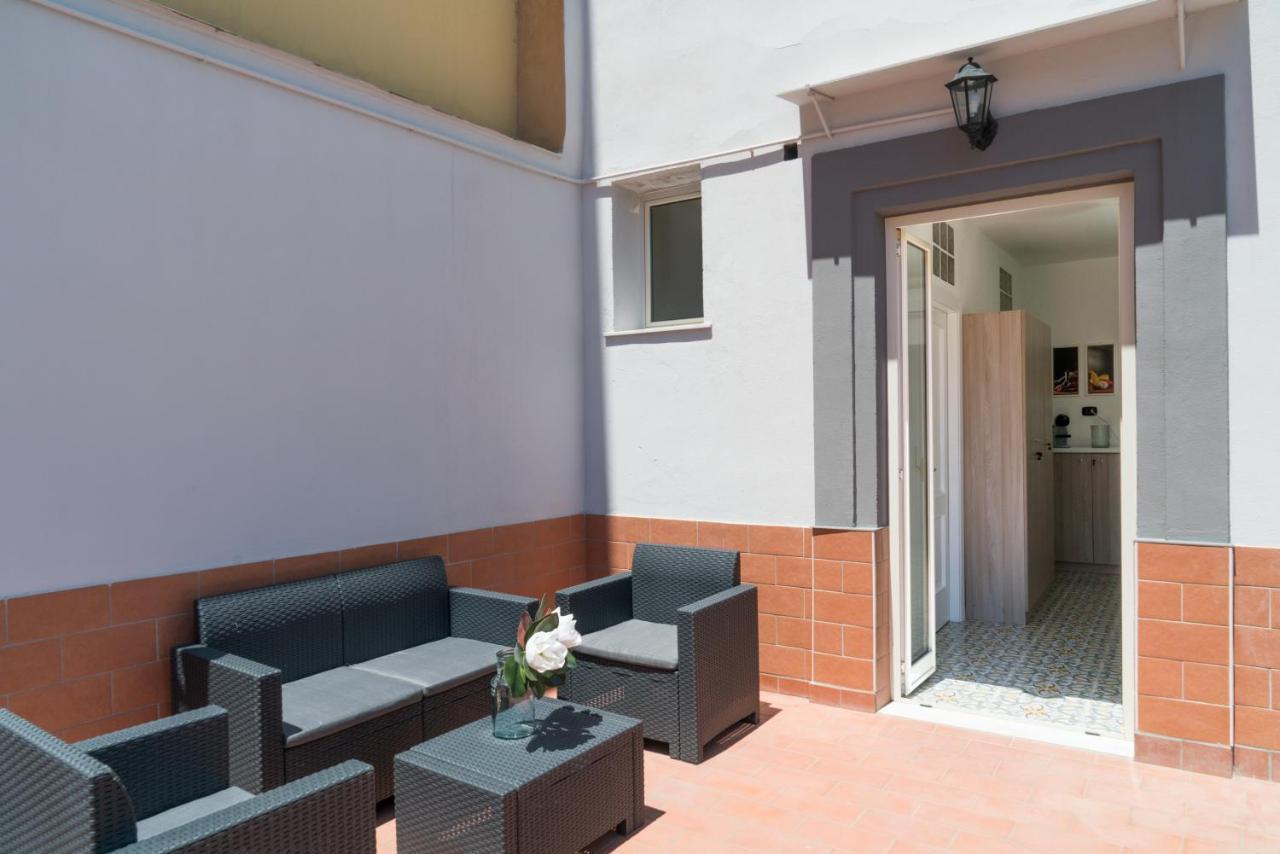 Suite & Luxury Rooms Palazzo Diomede Carafa Napoli Dış mekan fotoğraf