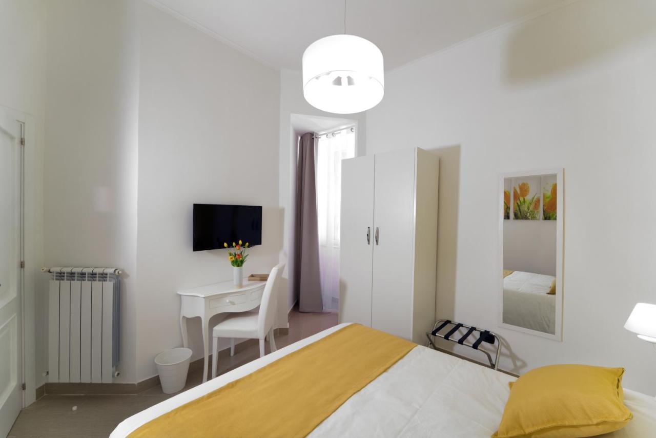 Suite & Luxury Rooms Palazzo Diomede Carafa Napoli Dış mekan fotoğraf